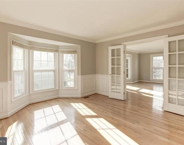 14213 Floral Park Drive - Photo Thumbnail 8
