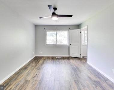 13117 Wonderland Way - Photo Thumbnail 25