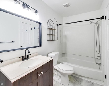 13117 Wonderland Way - Photo Thumbnail 17