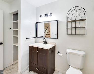 13117 Wonderland Way - Photo Thumbnail 16