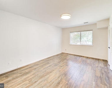 13117 Wonderland Way - Photo Thumbnail 14
