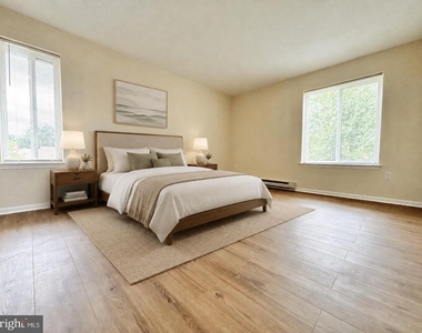 15210 Elkridge Way - Photo Thumbnail 10