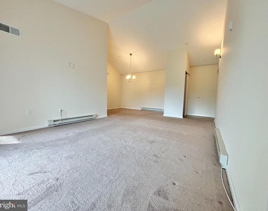 15210 Elkridge Way - Photo Thumbnail 1