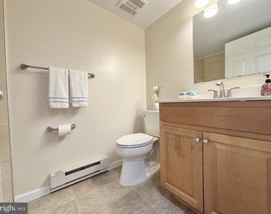 15210 Elkridge Way - Photo Thumbnail 2