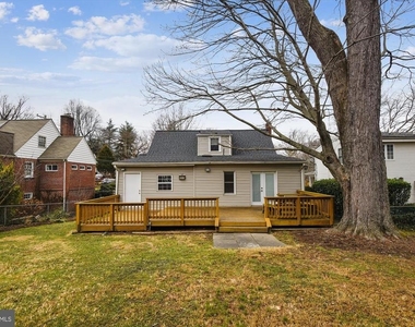 210 E Hamilton Avenue - Photo Thumbnail 46