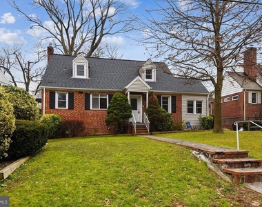 210 E Hamilton Avenue - Photo Thumbnail 43