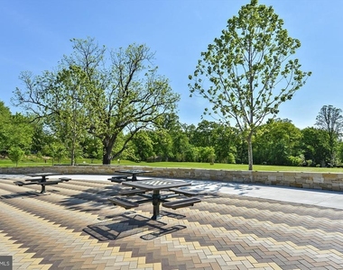 210 E Hamilton Avenue - Photo Thumbnail 69