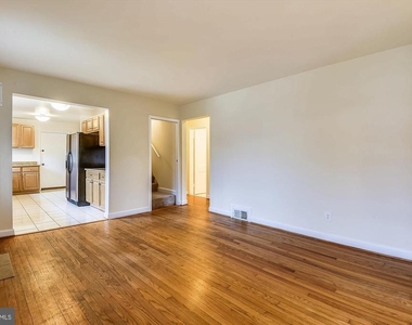 210 E Hamilton Avenue - Photo Thumbnail 30