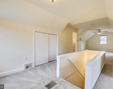 210 E Hamilton Avenue - Photo Thumbnail 35