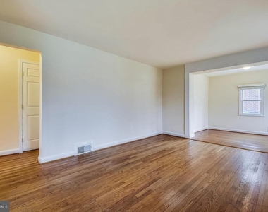 210 E Hamilton Avenue - Photo Thumbnail 33