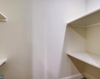 210 E Hamilton Avenue - Photo Thumbnail 38