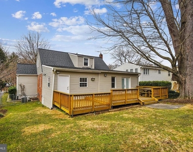 210 E Hamilton Avenue - Photo Thumbnail 52