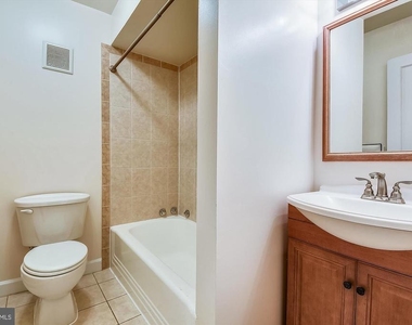 210 E Hamilton Avenue - Photo Thumbnail 14