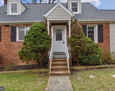 210 E Hamilton Avenue - Photo Thumbnail 53