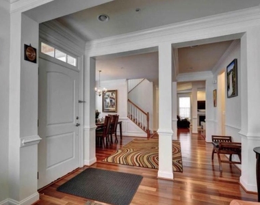 3041 Moore Lane - Photo Thumbnail 2
