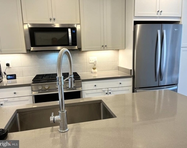 5140 Randolph Road - Photo Thumbnail 4
