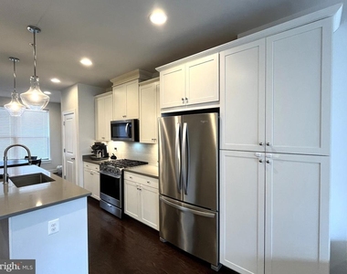 5140 Randolph Road - Photo Thumbnail 7