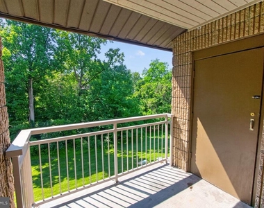 5915 Tamar Drive - Photo Thumbnail 16