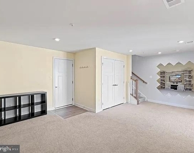 10603 Brewerton Lane - Photo Thumbnail 15