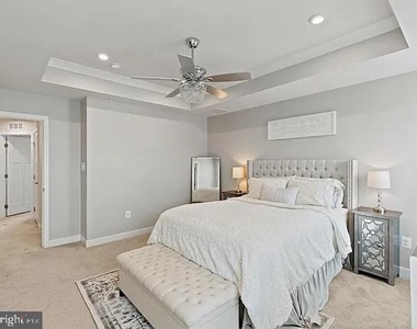 10603 Brewerton Lane - Photo Thumbnail 22