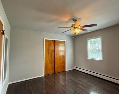 19 Park Avenue - Photo Thumbnail 13
