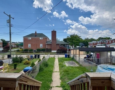 433 Oakwood Road - Photo Thumbnail 14