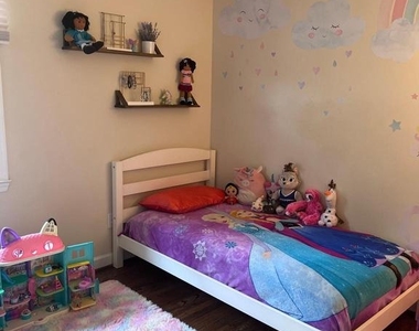 4722 Vicky Road - Photo Thumbnail 21
