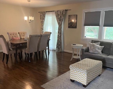 4722 Vicky Road - Photo Thumbnail 5