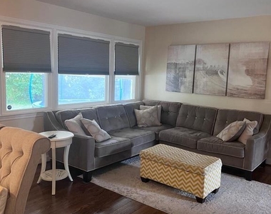 4722 Vicky Road - Photo Thumbnail 6