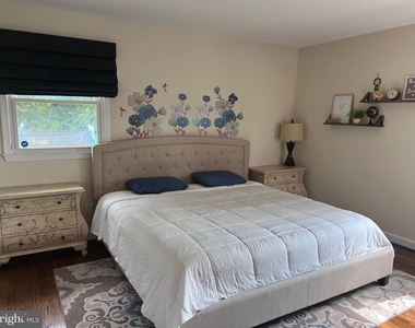 4722 Vicky Road - Photo Thumbnail 14