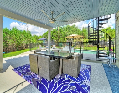 5513 Great Divide Dr - Photo Thumbnail 33