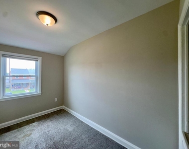 1922 Ewald Avenue - Photo Thumbnail 16