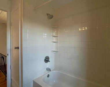 5676 Utrecht Road - Photo Thumbnail 9
