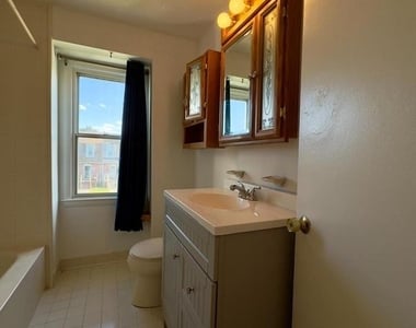 5676 Utrecht Road - Photo Thumbnail 8