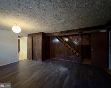 5676 Utrecht Road - Photo Thumbnail 12