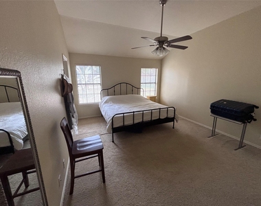 1316 Mesquite Rd - Photo Thumbnail 9