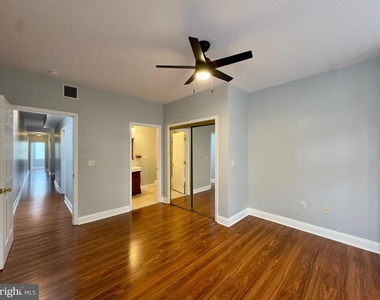 816 W 37th Street - Photo Thumbnail 4