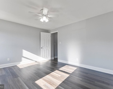 4711 Navarro Avenue - Photo Thumbnail 22