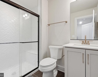 153 Locke St - Photo Thumbnail 35