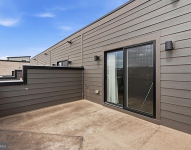 153 Locke St - Photo Thumbnail 32