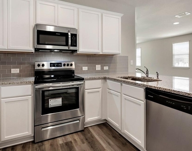 1701 Logan Dr - Photo Thumbnail 6