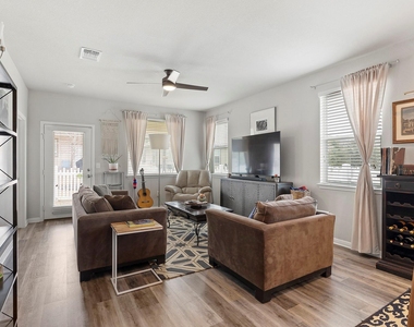 1701 Logan Dr - Photo Thumbnail 9