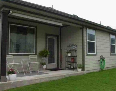 1701 Logan Dr - Photo Thumbnail 25