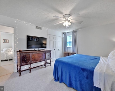 350 Long Meadow Way - Photo Thumbnail 13