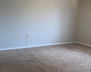 1117 Castle Harbour Way - Photo Thumbnail 15