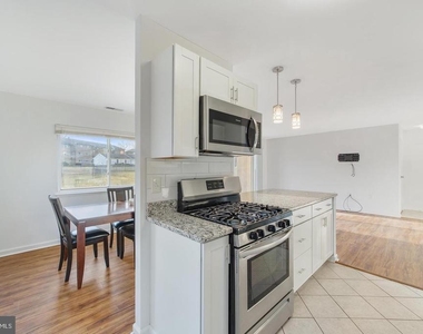 350 Gatewater Court - Photo Thumbnail 11