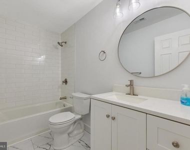 350 Gatewater Court - Photo Thumbnail 13