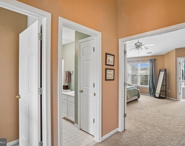 3836 Glebe Meadow Way - Photo Thumbnail 16