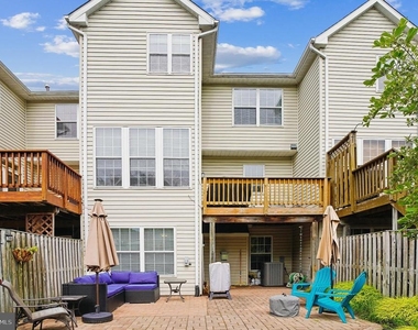 3836 Glebe Meadow Way - Photo Thumbnail 28