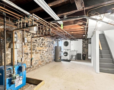 1810 Mt Salem Lane - Photo Thumbnail 12